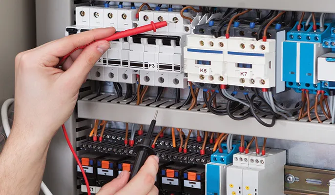 Industrial Electrician